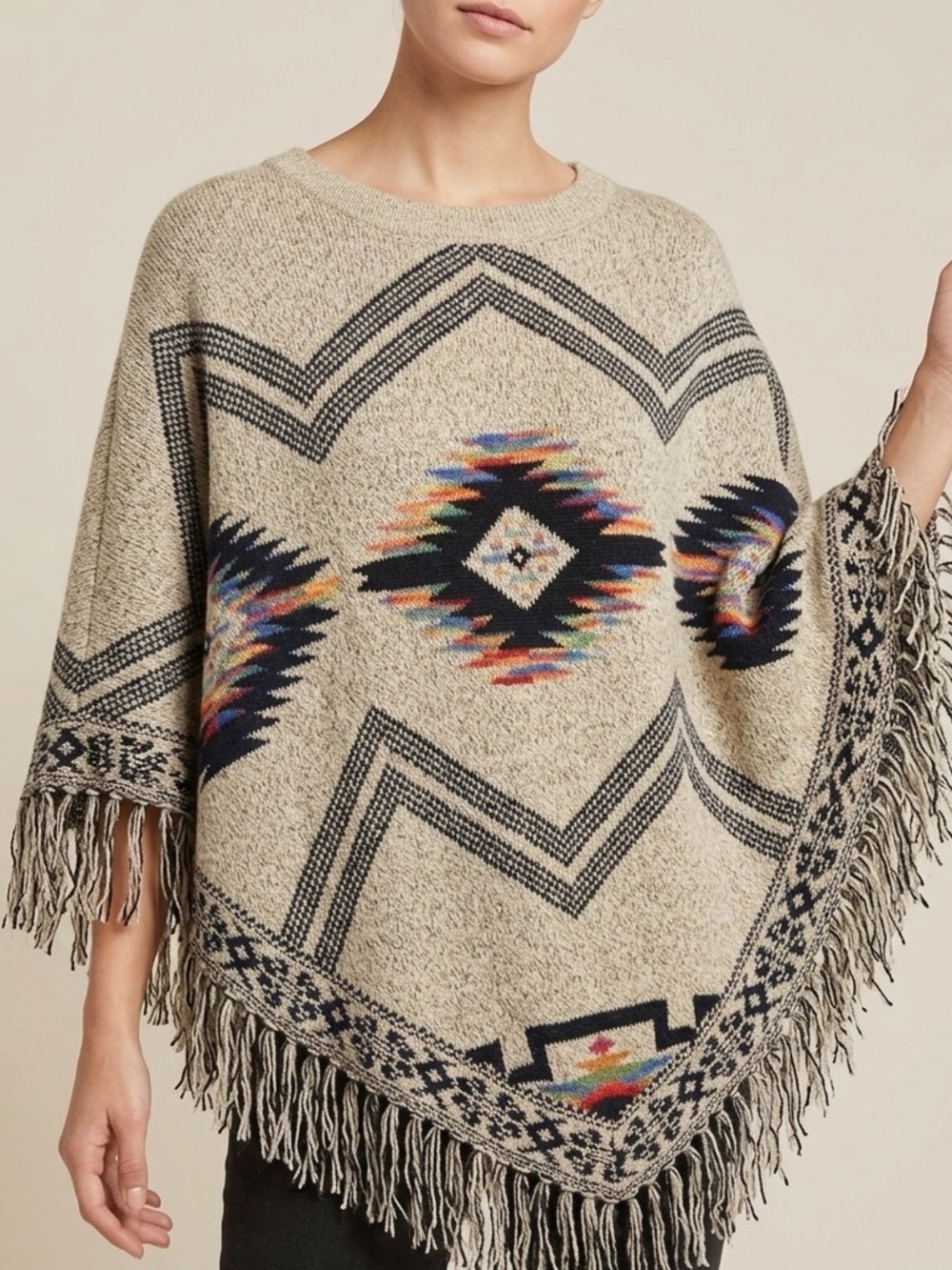 kamana - Chic Beige Patterned Poncho